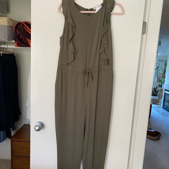 Dex Jumpsuit - Picture 2 of 4